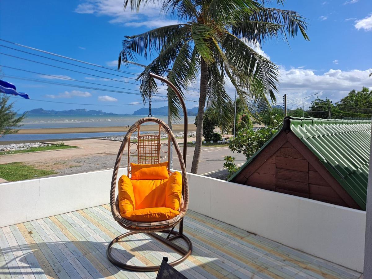 The Beach Boutique Resort Banpaknampran Kültér fotó