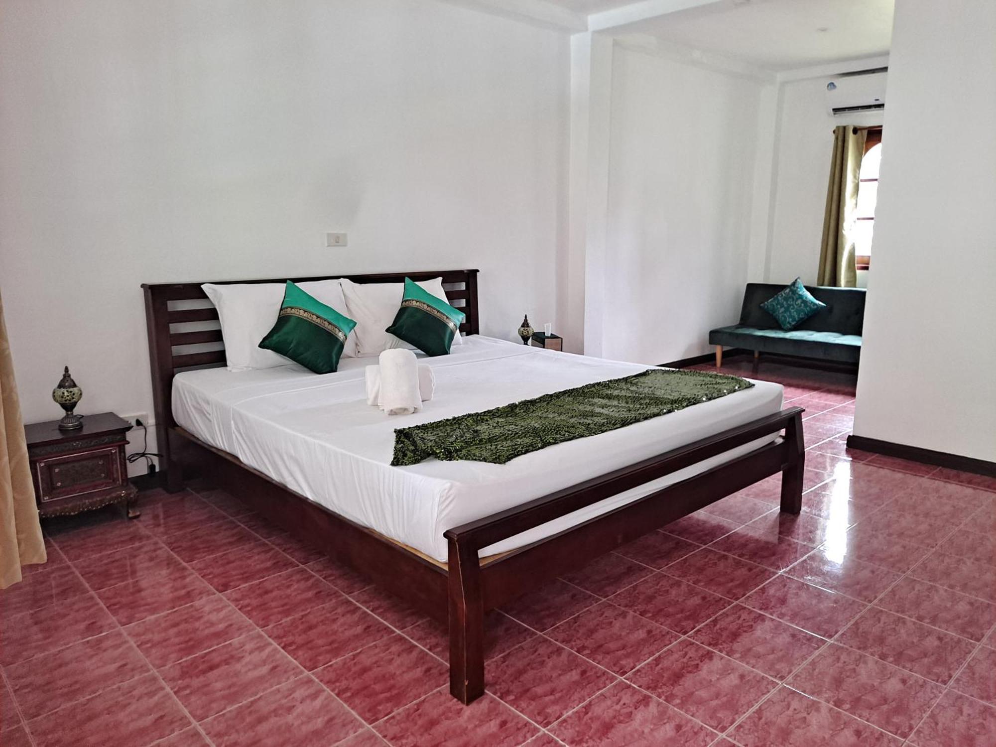 The Beach Boutique Resort Banpaknampran Kültér fotó