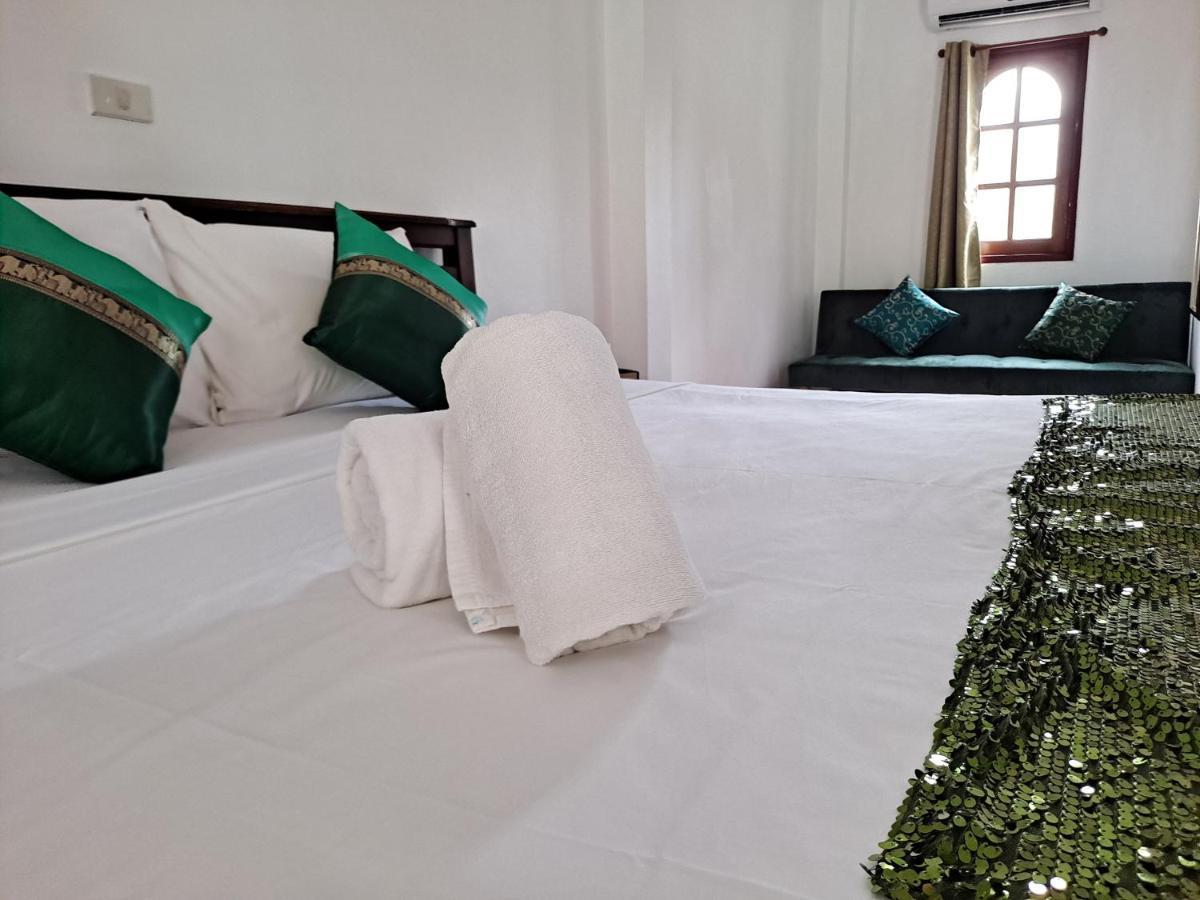 The Beach Boutique Resort Banpaknampran Kültér fotó