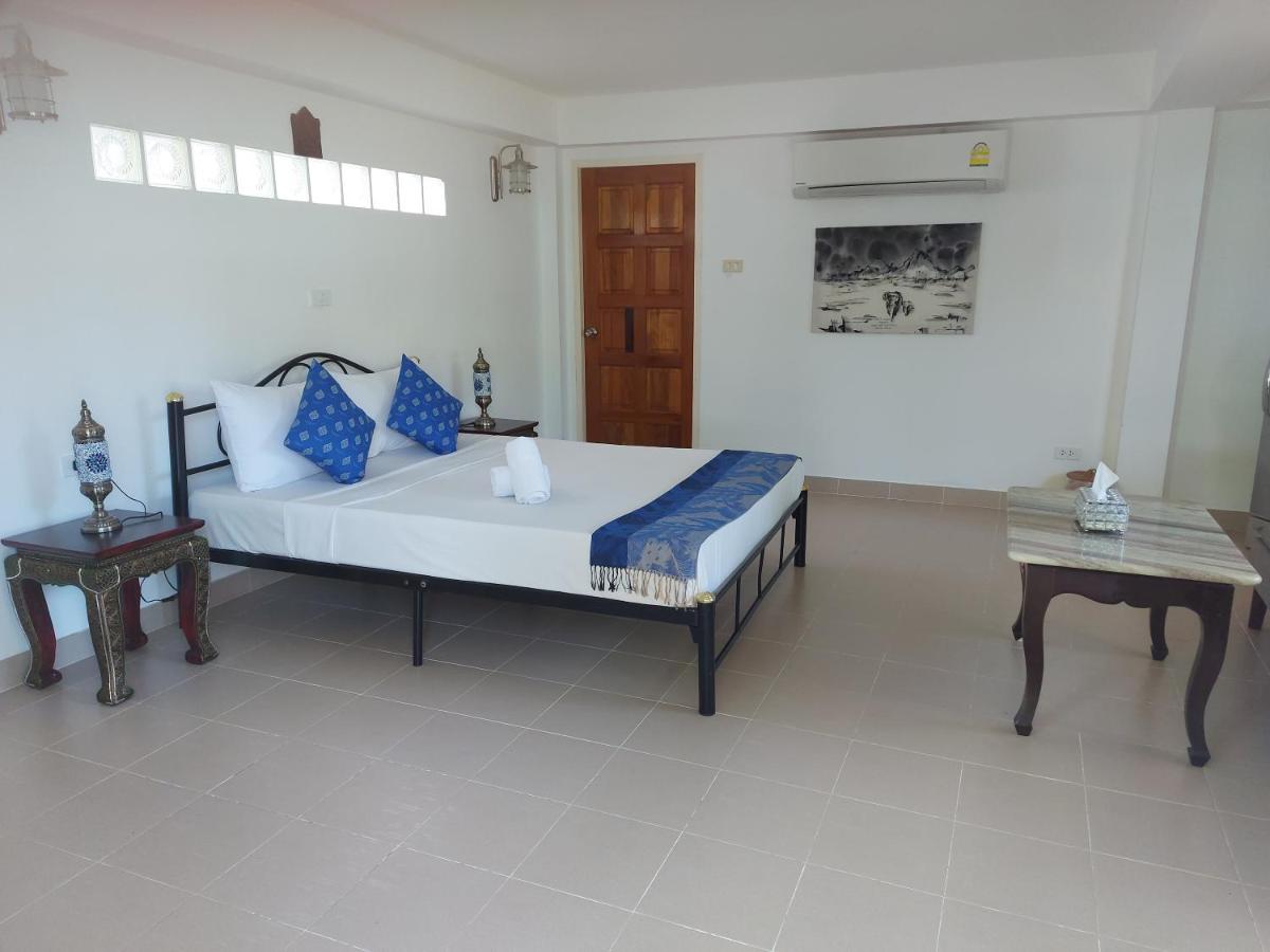 The Beach Boutique Resort Banpaknampran Kültér fotó