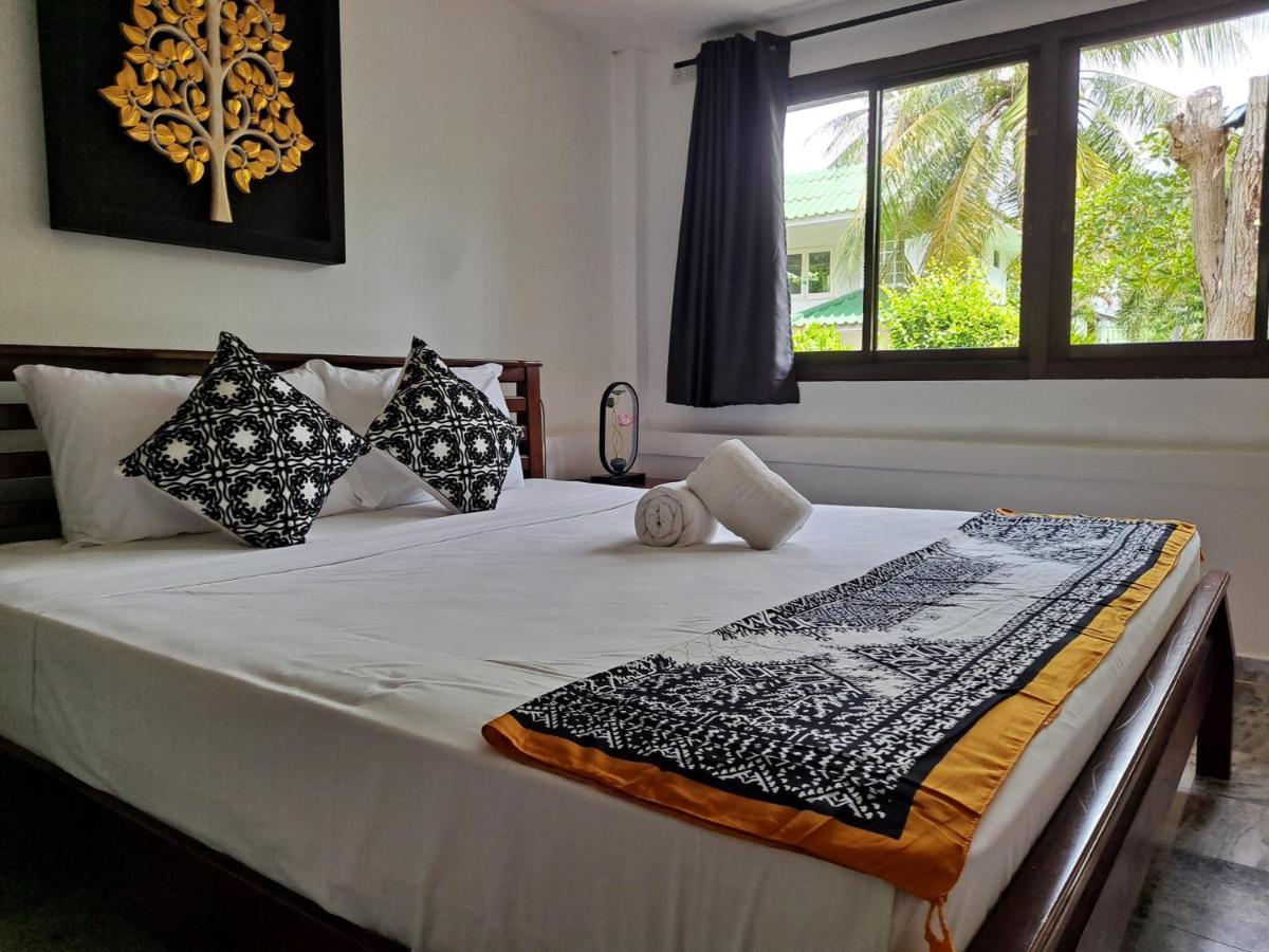 The Beach Boutique Resort Banpaknampran Kültér fotó